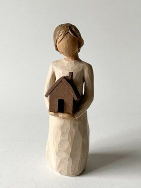 Willow Tree "Mi Casa" Figurine - Susan Lordi for DEMDACO (2004)